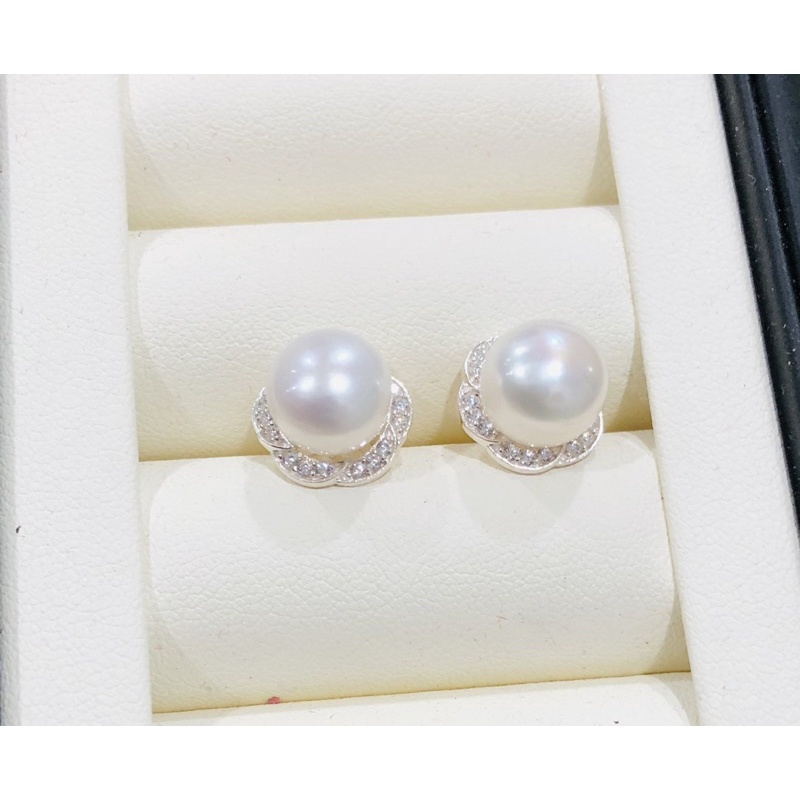 Bông Tai Hạt 11 Ly Màu Trắng Ánh Hồng Viền Đá - Ngọc Trai Trường Thịnh
