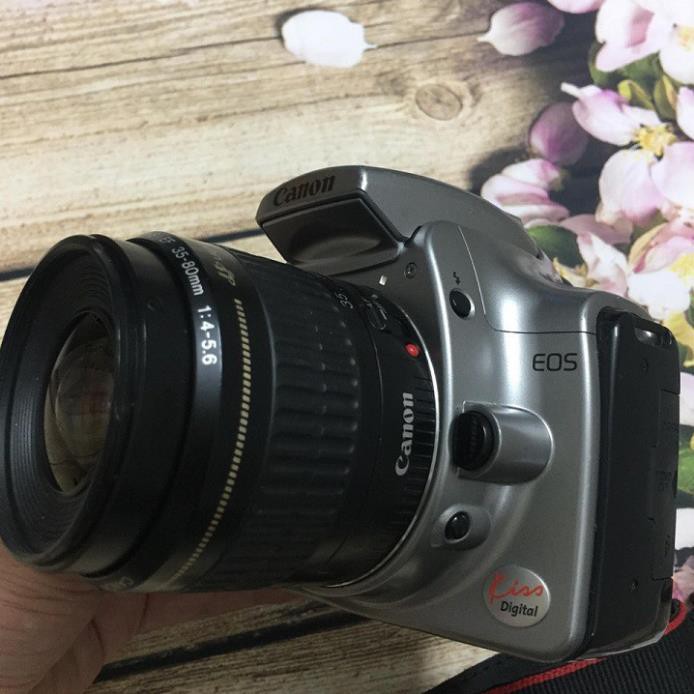 Máy ảnh Canon 300D ống kính tặng kèm