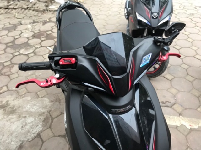 Tay phanh xe air blade