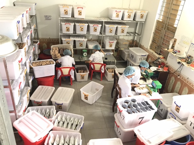 10kg Cà Phê HẠT Nguyên Chất Rang Mộc Chậm Coffee – Yêu Thương 1kg | BigBuy360 - bigbuy360.vn