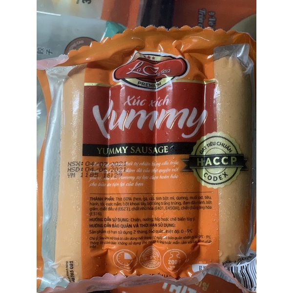 Xúc Xích YumMy 200g ( 4 Cây )