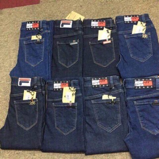 Combo jeans 2 chiếc quần 260k