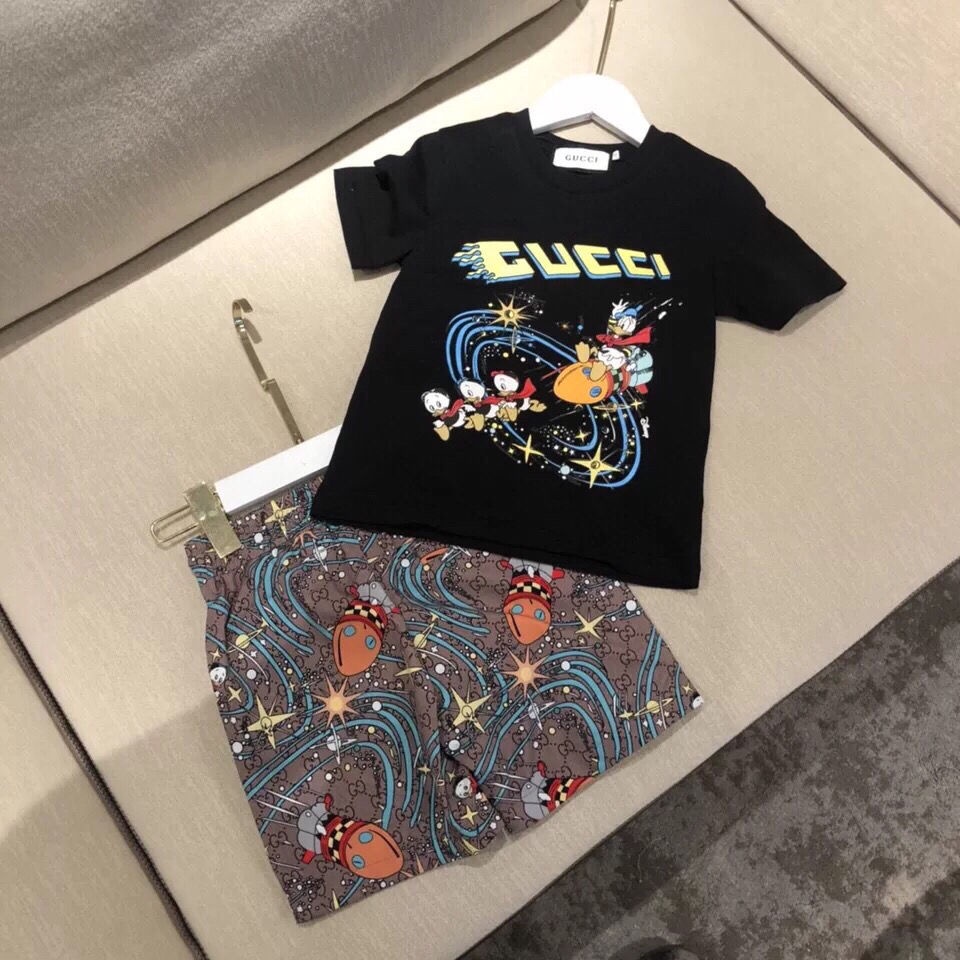 Bộ Quần Áo Gucci In Họa Tiết Hoạt Hình Chất Lượng Cao Thời Trang Cho Bé Trai Và Gái