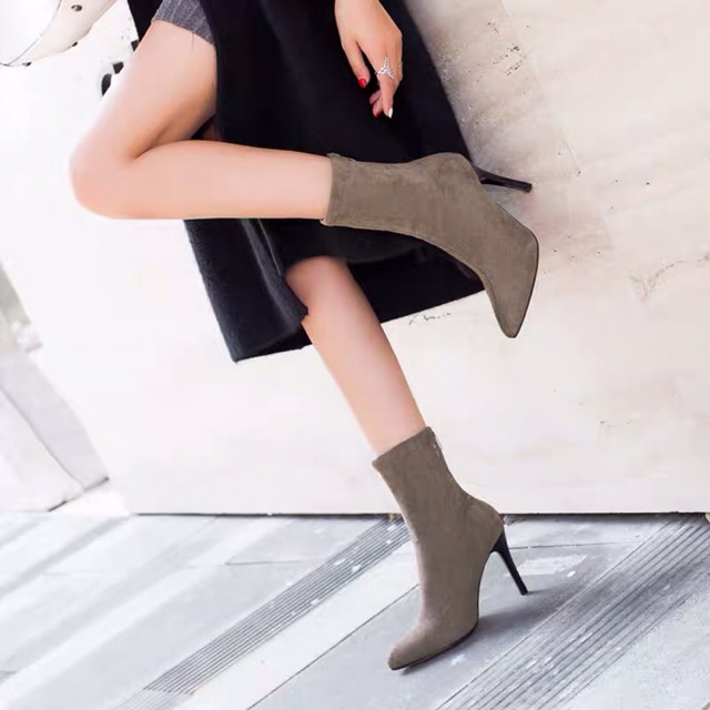 (Sẵn nâu)Boots Cổ Ngắn Nữ, Cao Gót, Mũi Nhọn, Gót Nhỏ, Co dãn,Phong Cách Hàn Quốc ( Ảnh Thật)