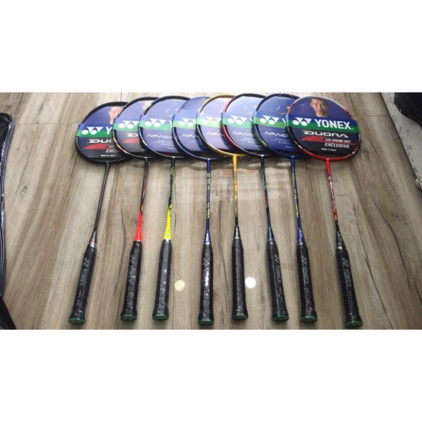 1 Chiếc Vợt Cầu Lông Yonex 100% Khung Crom Siêu bền chắc bộ quà tặng kèm theo một quấn cán vợt cao cấp- Nhà Phân Phối Ch