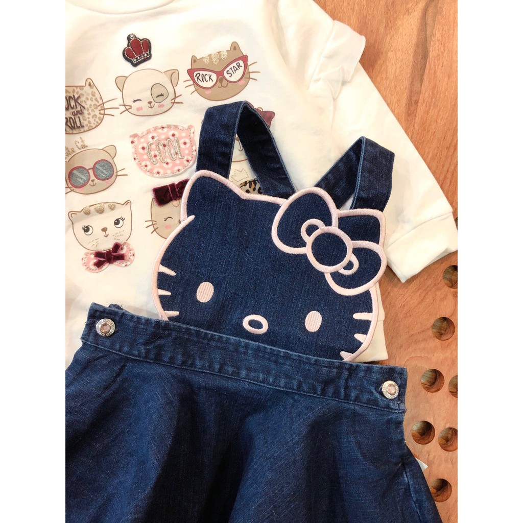 Yếm bò Hello Kitty dáng xòe đáng yêu