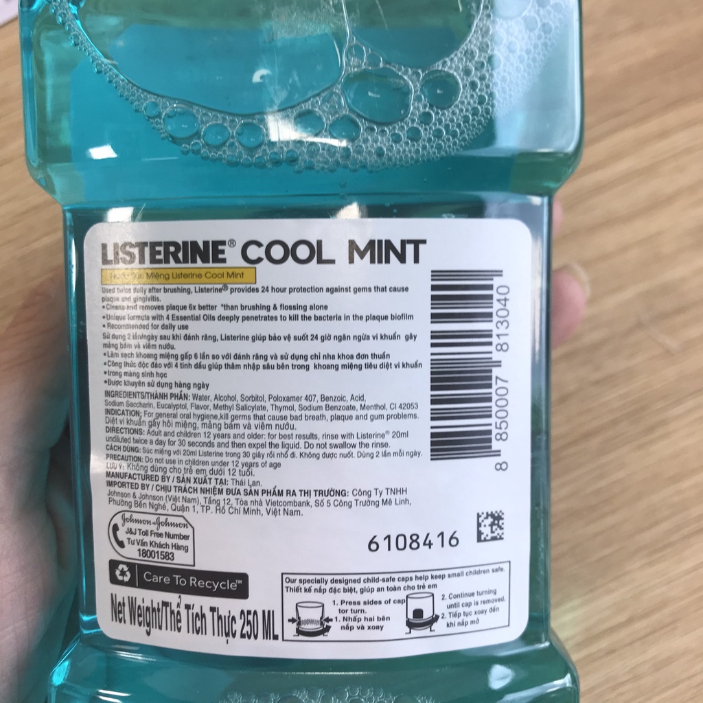 Nước súc miệng Listerine Cool Mint 750ml - nước xúc miệng Listerine màu xanh ngọc 250ml