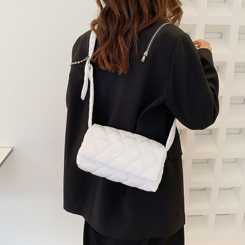 Túi Đeo Chéo Vai Bằng Nylon Mềm Thời Trang Sành Điệu Cho Nữ