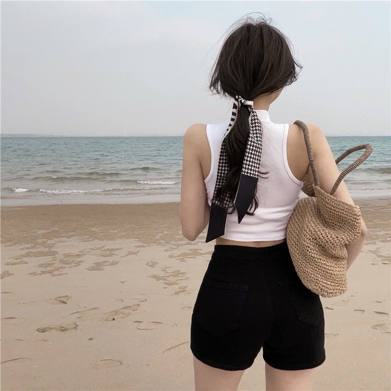 Quần short nữ Mercy, quần đùi cạp cao gen bụng vải kaki mềm đen trắng Mia Shore - M509
