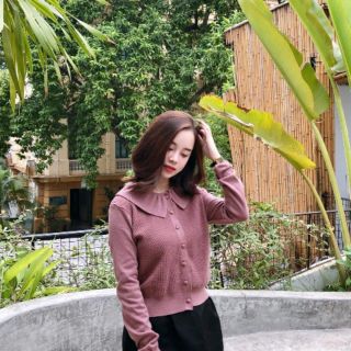 Len cổ sen hồng đất t về thêmmmm mng nhé..!!😘😘😘 
✔️✔️Đợi bao nhiêu lâu hàng Quảng Châu mới cập bến
Áo len cổ bèo🌸🌸