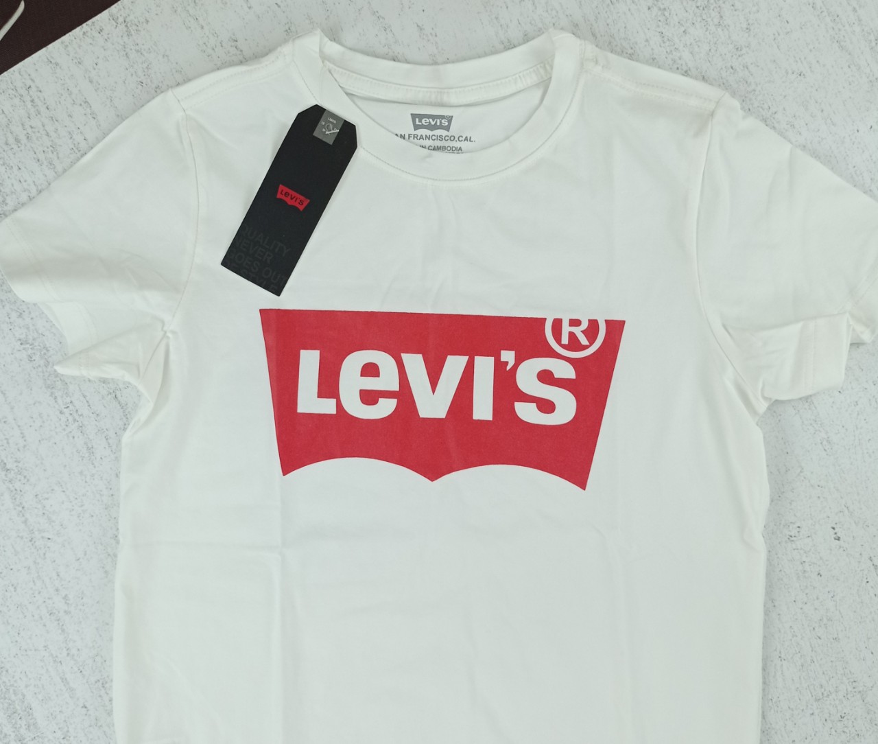 Áo thun VNXK Levis ® Basic 100% Cotton in Logo dành cho nữ TPT Shop 2021LV01