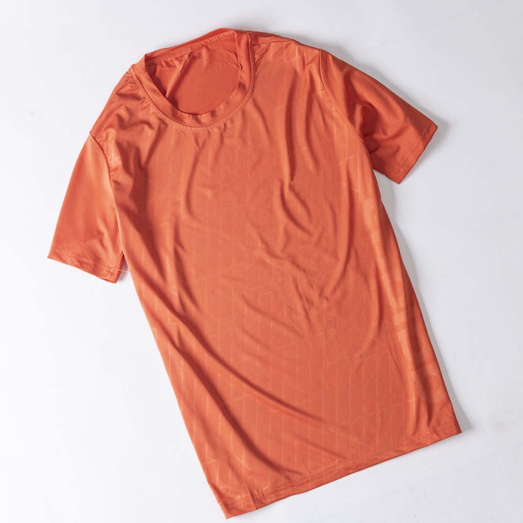 Áo thun lạnh cộc tay thời trang nam, chất liệu thun lạnh co giãn 4 chiều | BigBuy360 - bigbuy360.vn