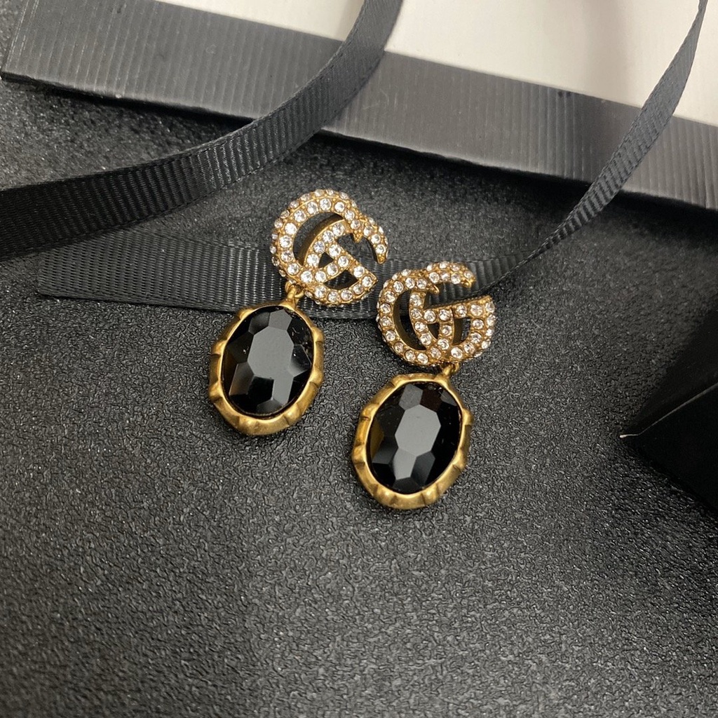 Bông Tai Gucci Bằng Thép Titan Hình Logo GG Đôi Thời Trang Cho Nữ