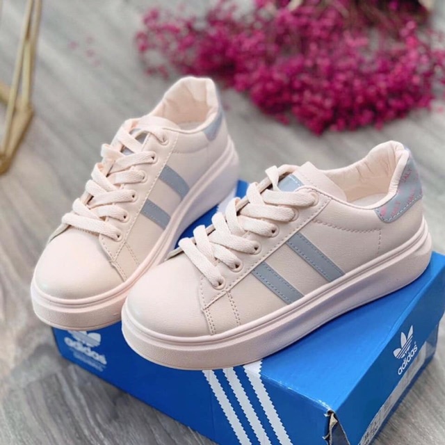 GIÀY 2 VẠCH XANH SIÊU HOTT