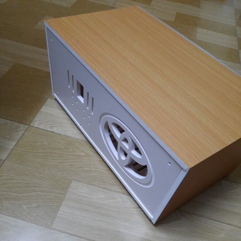 Hộp CD ô tô Camry