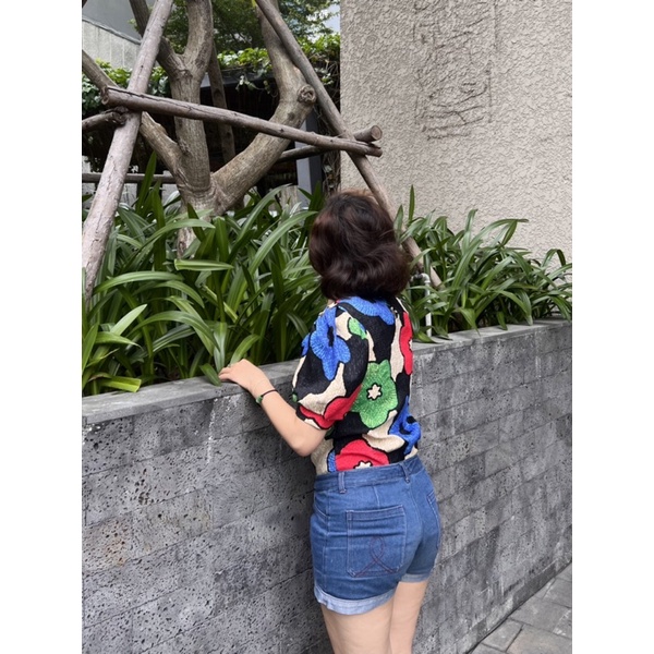 thanh lý: áo hoạ tiết hoa
