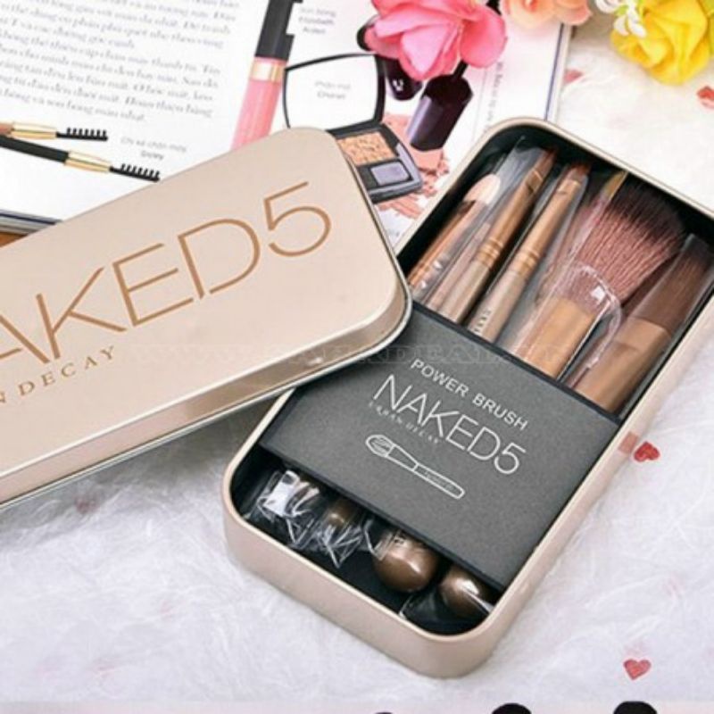 BỘ 12 CỌ TRANG ĐIỂM NAKED 3