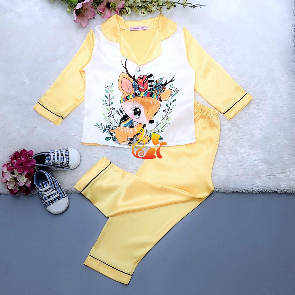 Đồ Bộ Pijama Phi Lụa "Hình Nai" Tay Dài Cho Bé - Từ 12kg - 42kg.
