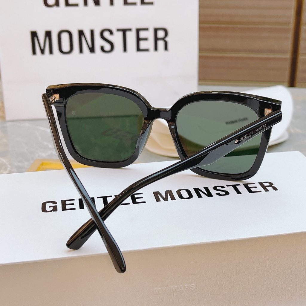 Kính Râm OVERSIZED HER - G + M 2020 Mới