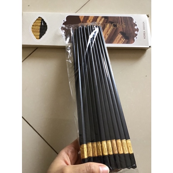 Hộp 10 đôi đũa vàng hợp kim chống mốc - đũa khảm mạ vàng cao cấp