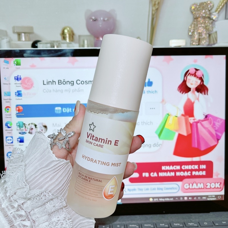 XỊT KHOÁNG - TONER CẤP ẨM SUPERDRUG VITAMIN E 150ML