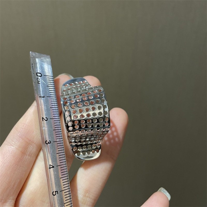 Kẹp Mũi Kim Loại Cho Ban Nhạc Blala