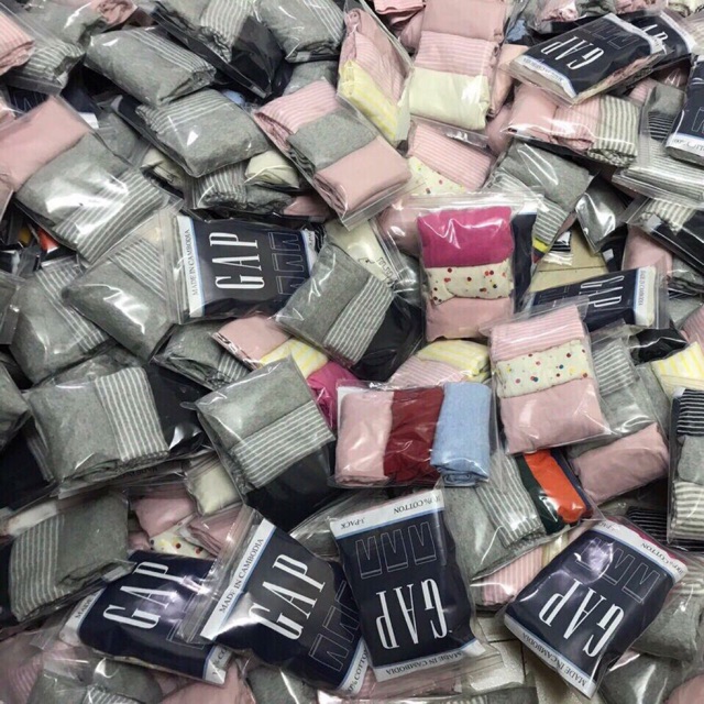 Quần cotton Gap và H&M