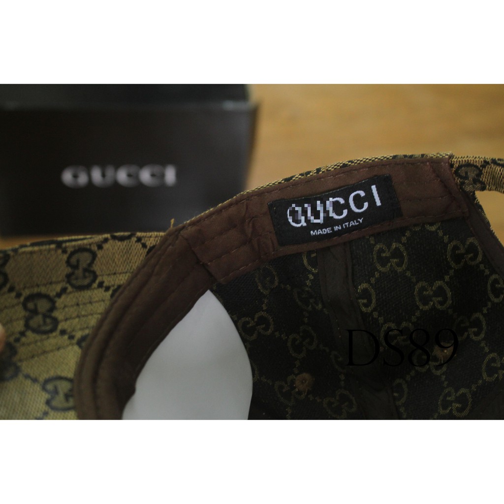 Mũ lưỡi trai thêu ong chúa nam nữ kiểu dáng trẻ trung