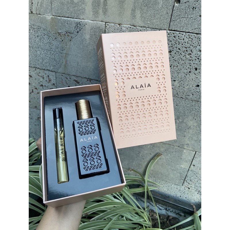 Set nước hoa Alaia Paris Edp 50ml - 10ml | BigBuy360 - bigbuy360.vn