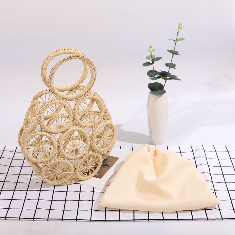 Túi xách đan rơm hình tròn phong cách thời trang nữ tính