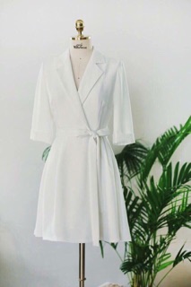 Đầm công sở cổ vest
