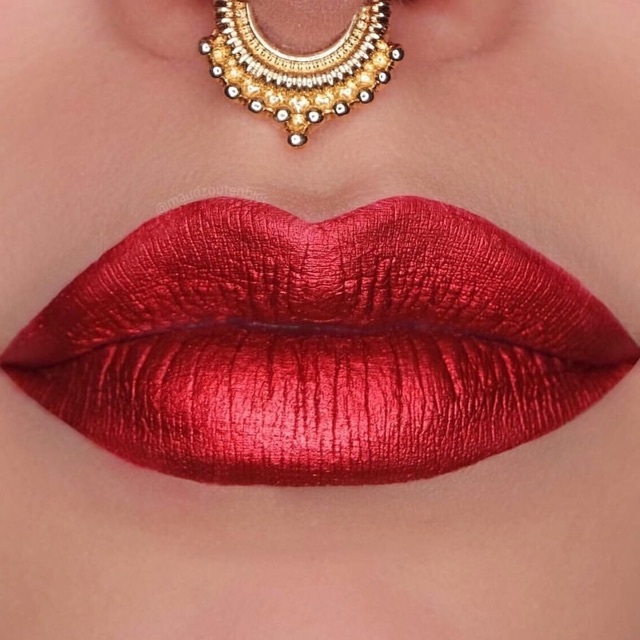 Son kem lỳ Lime Crime Velvetines