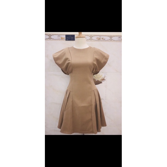 Đầm tay cánh dơi Cafe dress