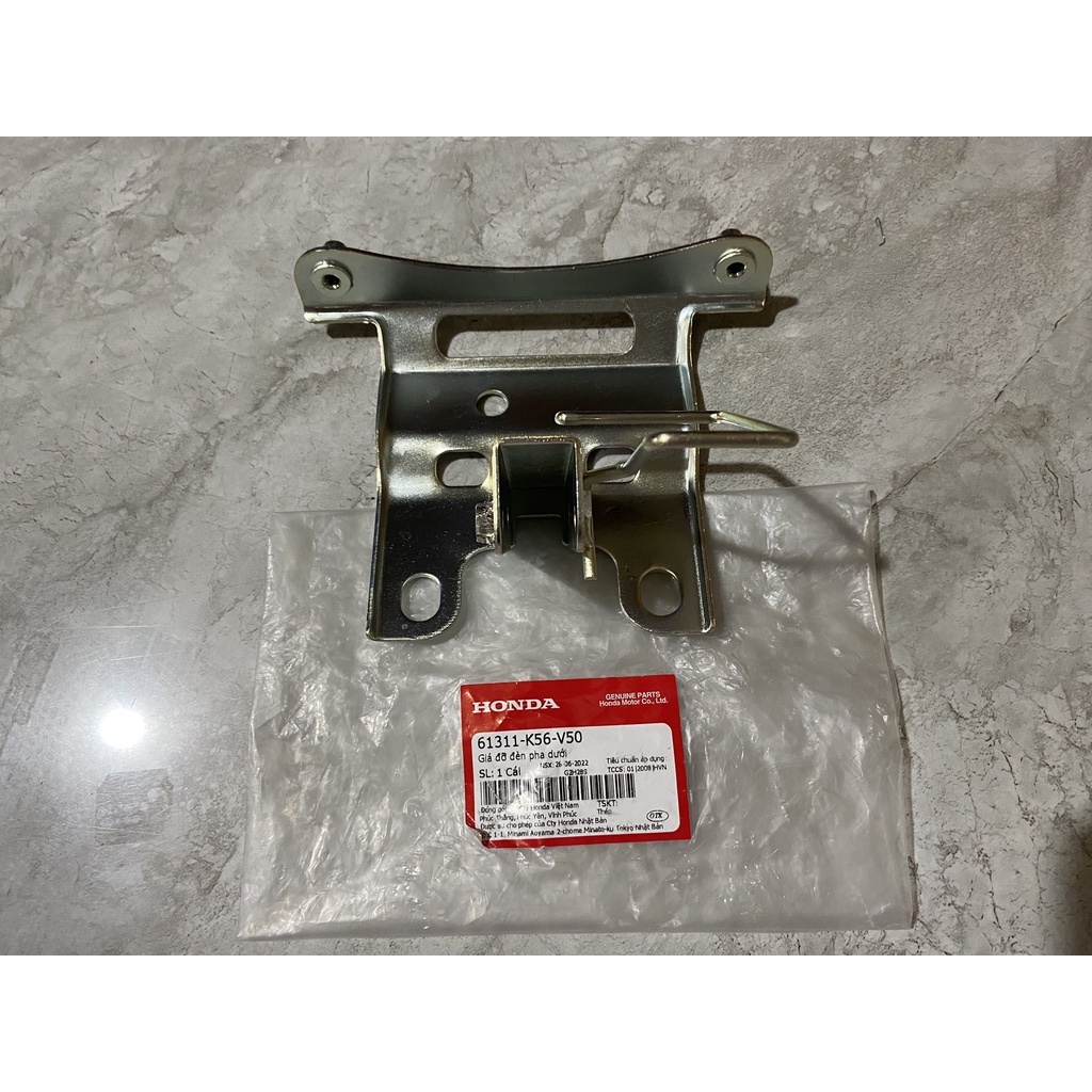Giá đỡ đèn pha dưới HONDA WINNER X. 61311K56V50