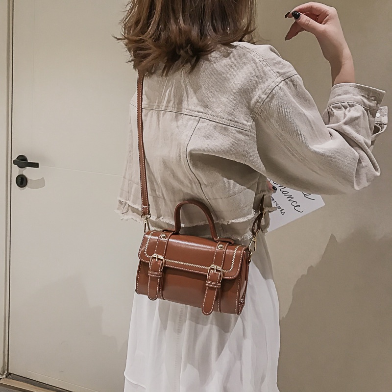 Túi Đeo Chéo Màu Đen Thời Trang Mùa Thu 2022 Dành Cho Nữ