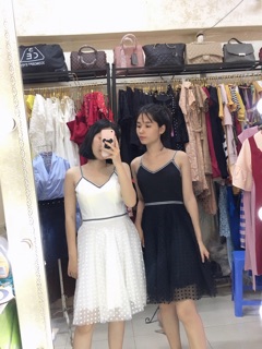 Váy ren hàng thiết kế
