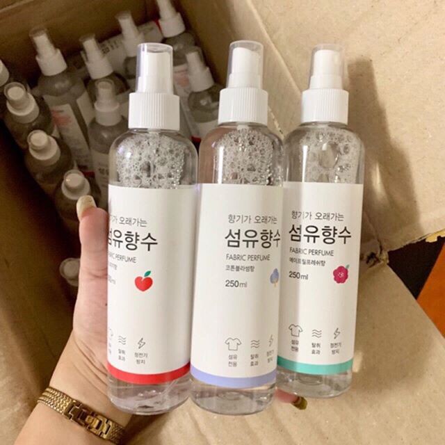 Xịt Thơm Quần Áo Fabric Perfume Hàn Quốc 250ml