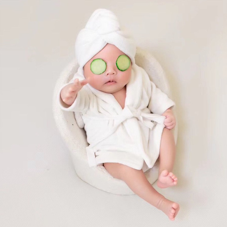 Bộ Áo Choàng Tắm Màu Trắng Dùng Làm Phụ Kiện Chụp Ảnh Cho Bé Sơ Sinh