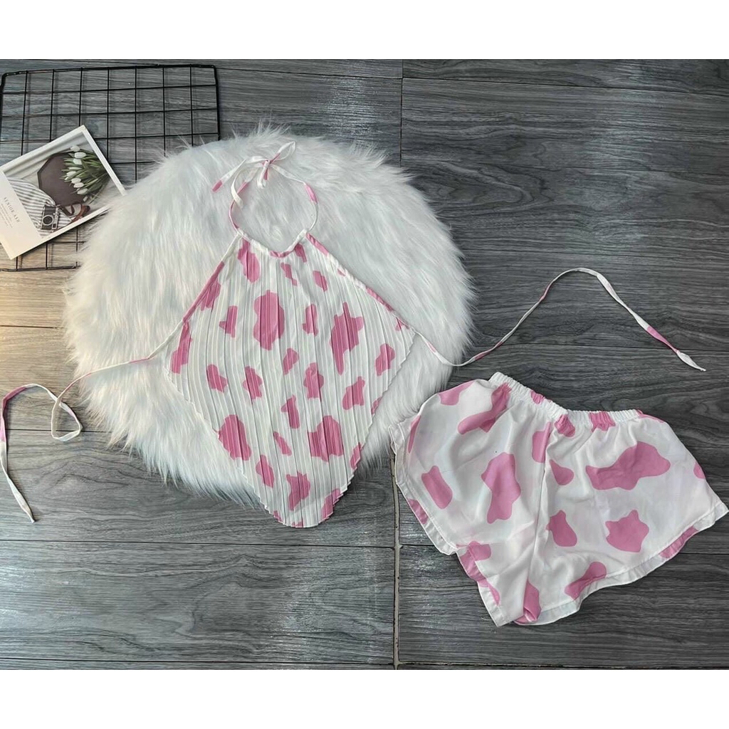 Sét bộ ngủ cổ yếm họa tiết bò sữa với 4 màu siêu cute, xinh xắn
