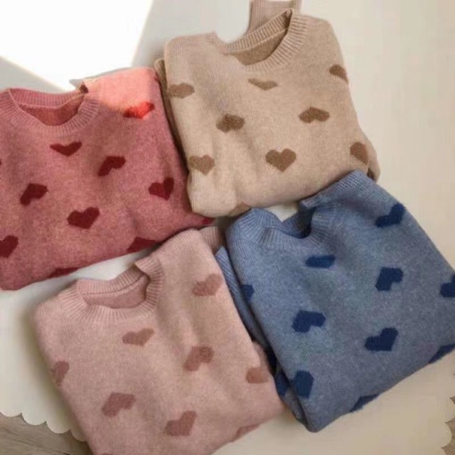 Áo len tim QC hot hit cực xinh sẵn sll