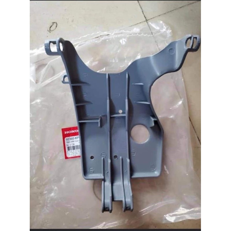 Chắn bùn gầm máy xe Dream