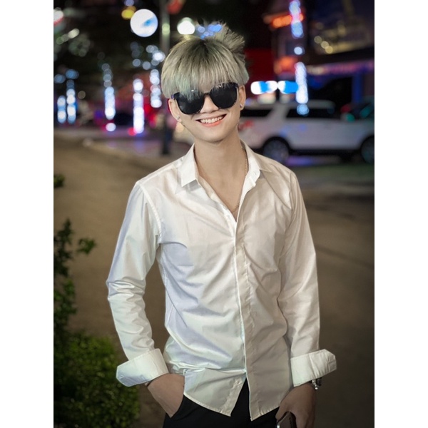 Áo sơ mi đen trắng nam tay dài công sở dáng ôm, vải lụa không nhăn, thấm hút mồ hôi tốt