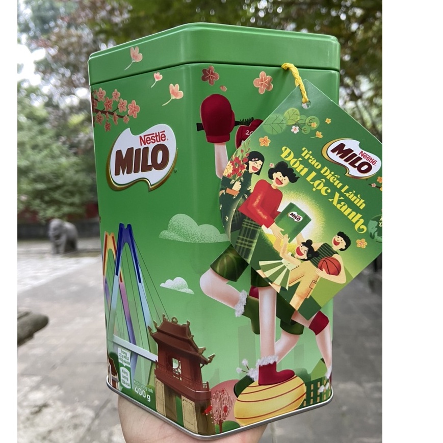 MILO BỘT NGUYÊN CHẤT PHIÊN BẢN HỘP NHỰA 400G tặng kính bơi