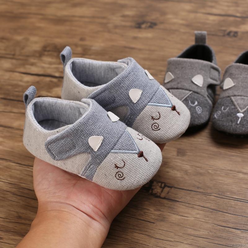 Giày tập đi dành cho bé 0-18 tháng tuổi làm từ cotton đế mềm chống trượt