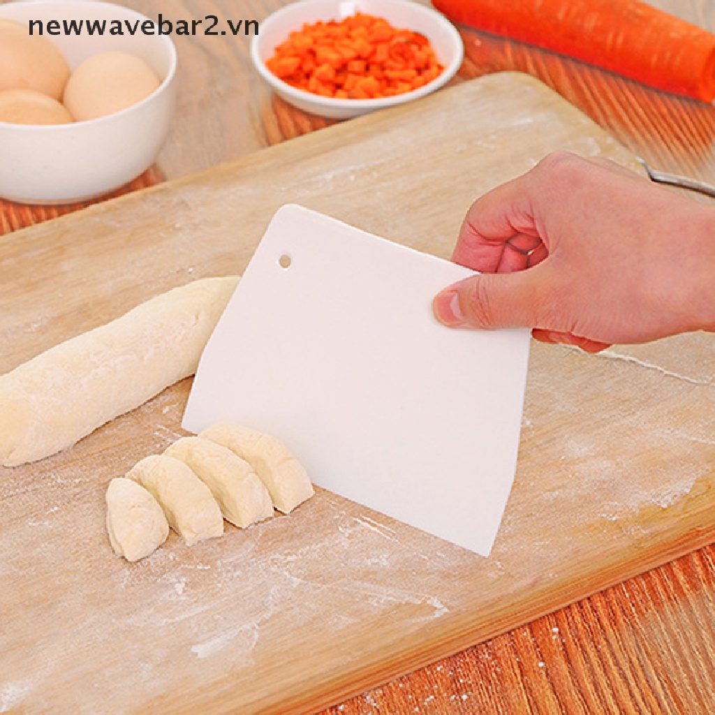 1 Dụng Cụ Cắt Bánh Bằng Nhựa Mịn