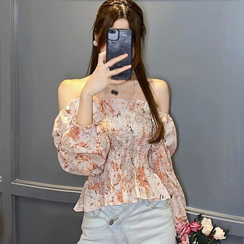 Áo chiffon tay dài họa tiết hoa cổ vuông xinh xắn sành điệu