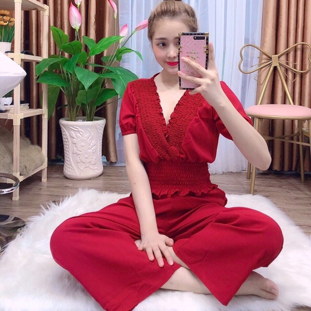 Sét đồ bộ áo kiểu nhúm eo cổ nhúm chữ V