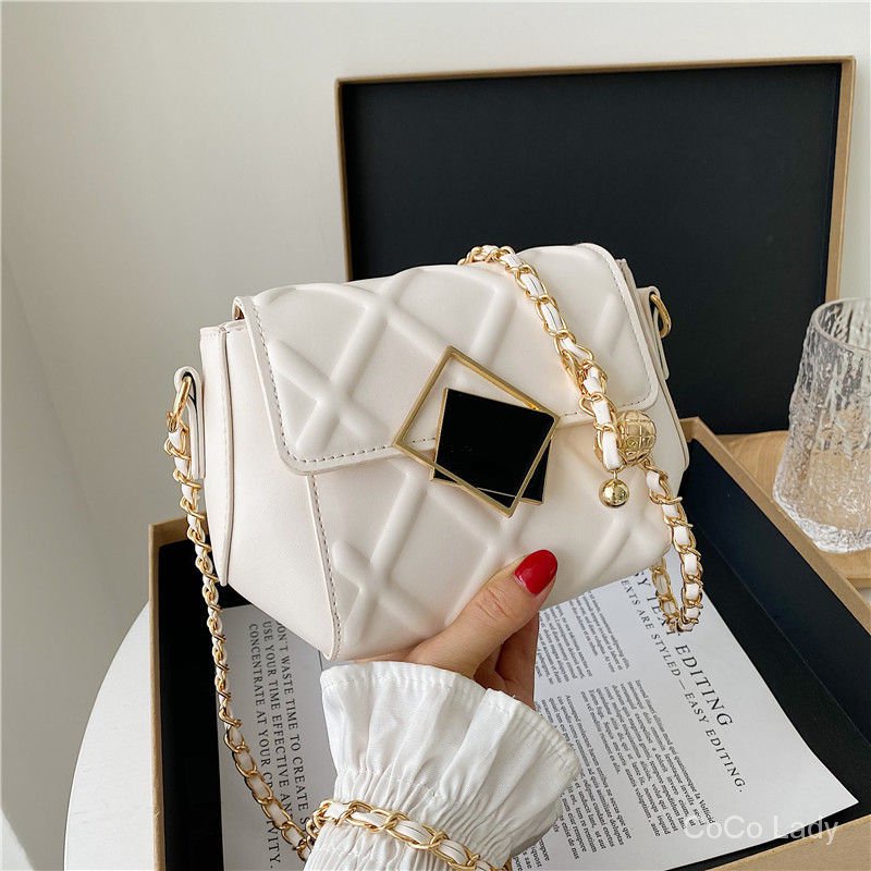 Túi đeo chéo Chanel 2021 dây đeo sợi xích thời trang cho nữ