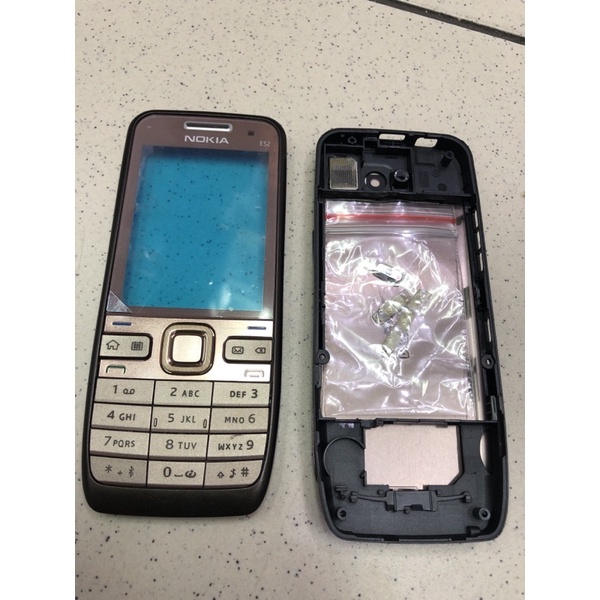 Ốp Lưng Bảo Vệ Toàn Diện Cho NOKIA E52