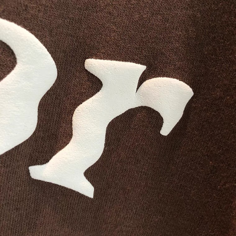 Áo Thun "Miss" Chữ Nôi Màu Nâu